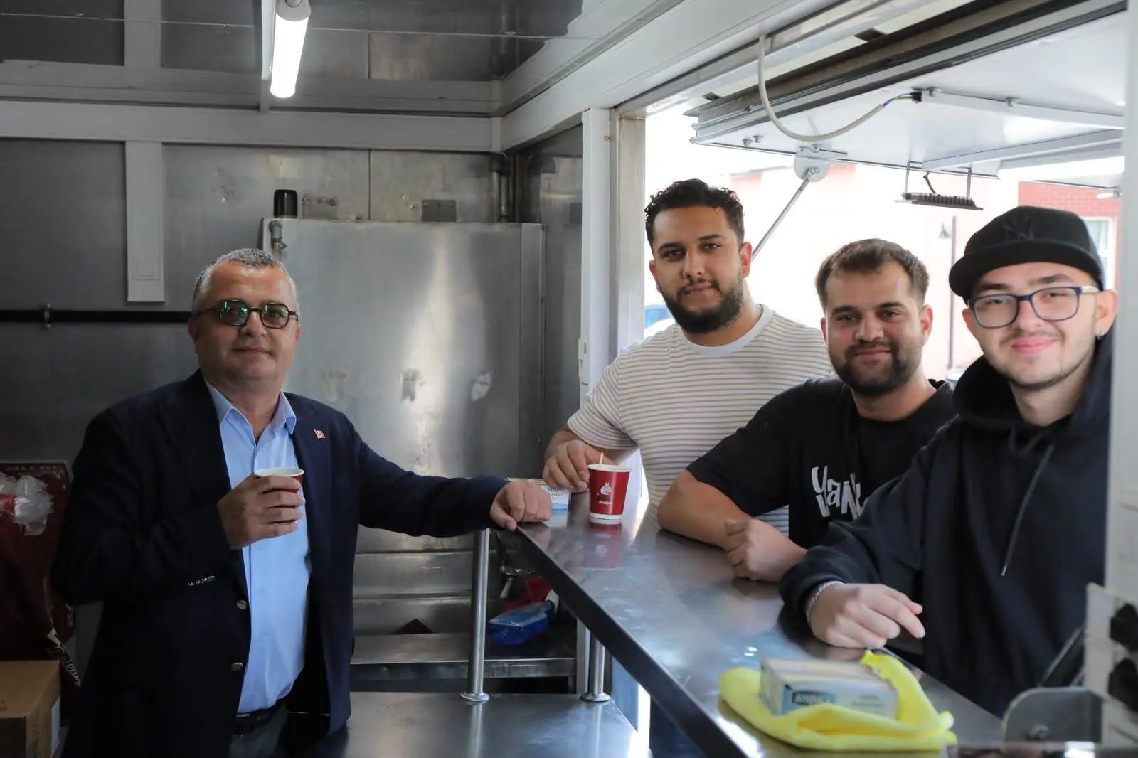 DÜNYA KAHVE GÜNÜ’NDE ÖĞRENCİLERLE KAHVE MOLASI